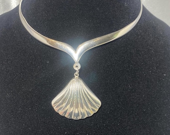 Taxco Mexico Sterling Silver Modernist Choker Collar Necklace, Signed TS-22, Scalloped Seashell Clam Pendant Statement Jewelry, 1980s