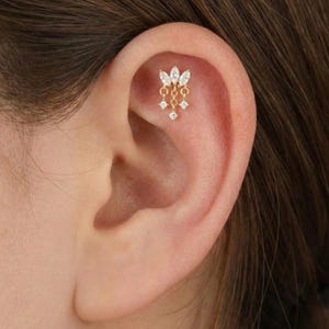 ゴールド マーキス ダイヤモンド ヘリックス イヤリング ダングル 軟骨 スタッド ロータス フラワー トラガス ピアス ボヘミアン シャンデリア イヤリング フラットバック スタッド 彼女へのギフト