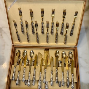 Italian .800 Silver Rococo Cutlery Set “Argentina” – Solingen Blades + Original Case