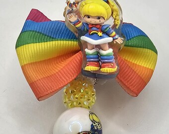 Charakter inspirierter Perlenstift mit Regenbogen Brite Thema