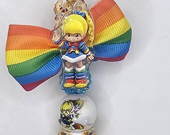 Charakter inspirierter Perlenstift mit Regenbogen Brite Thema