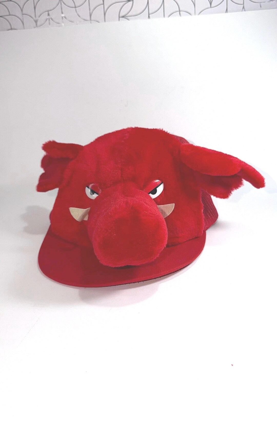 Stuffed Razorback Vintage 1980s Arkansas Razorbacks Hog Head 3D Plush Mascot Trucker Hat ...