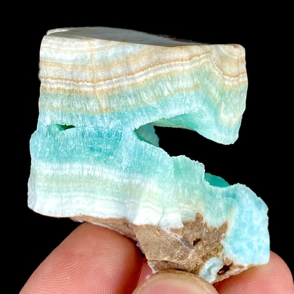 Natural Aragonite Specimen, High Luster Collection Piece, Afghanistan Origin
