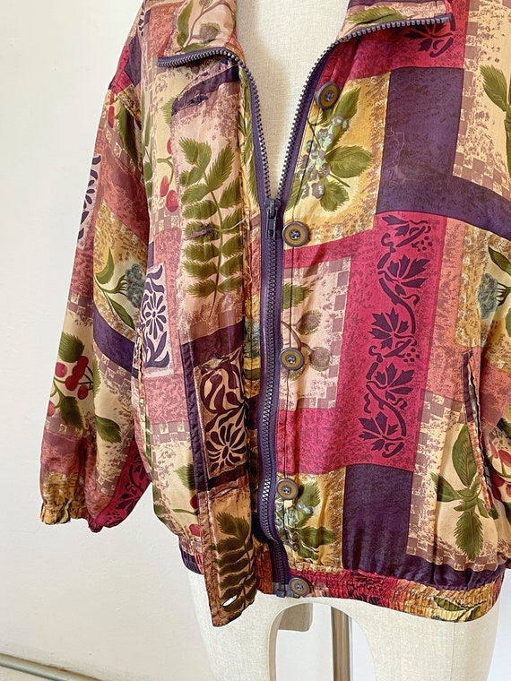 Vintage botanical print silk jacket size small me… - image 4