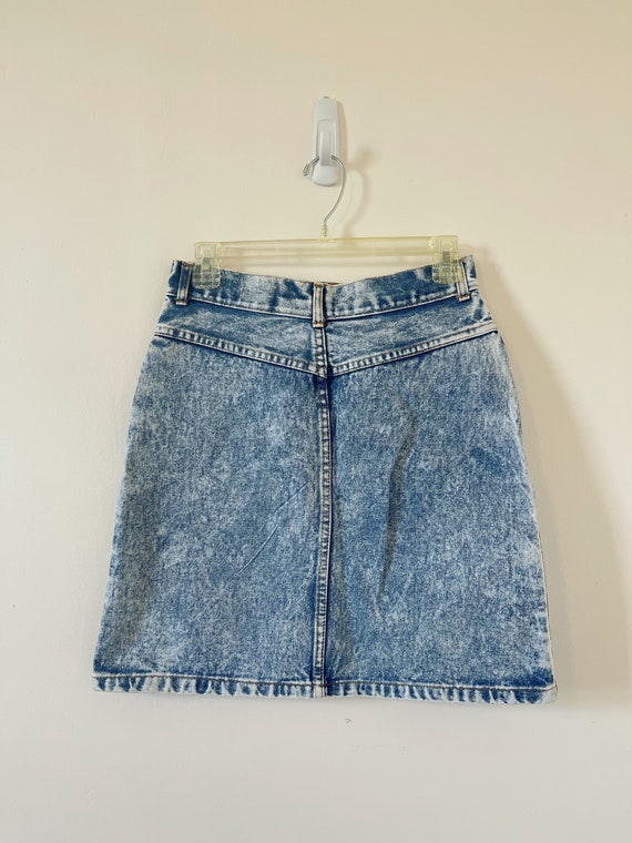 80s or 90s acid wash denim jean skirt size small … - image 4