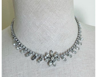 Midcentury flower crystal rhinestone choker necklace