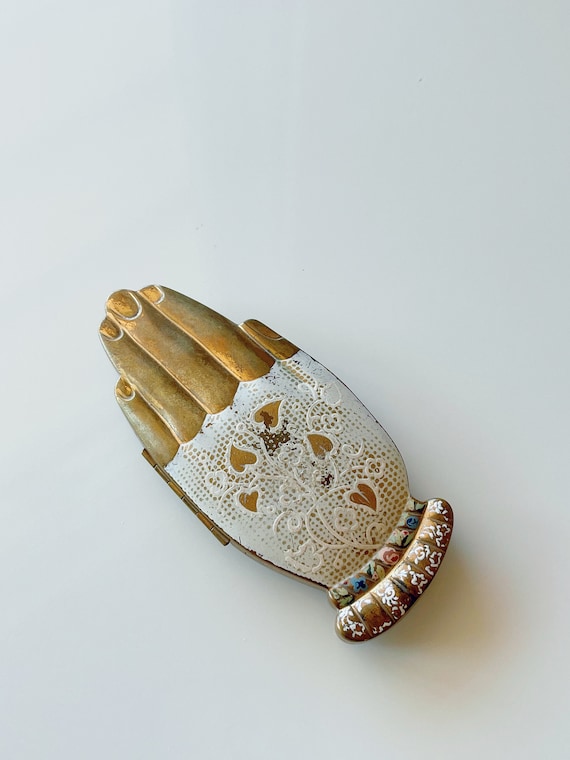 1940s Volupte golden gesture hand compact RARE Ar… - image 9