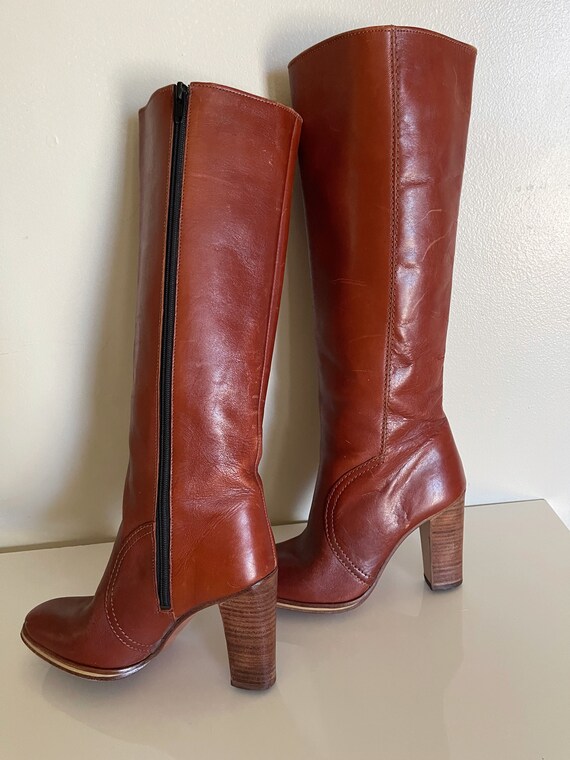 60s or 70s chestnut mahogany tall leather boots s… - image 10