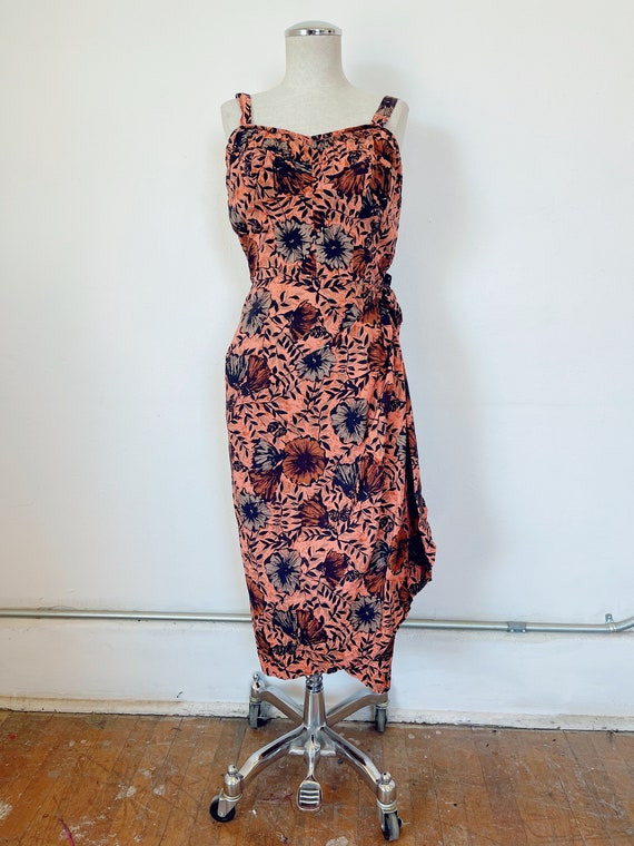 1950s coral floral wrap dress Hawaiian cotton sun… - image 2