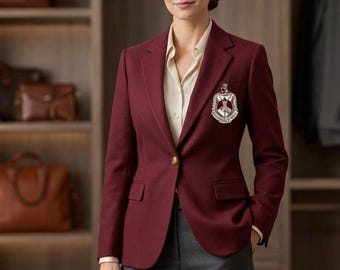 Marynarka Delta Sigma Theta Maroon dla kobiet – haftowana kurtka z herbem stowarzyszenia DST
