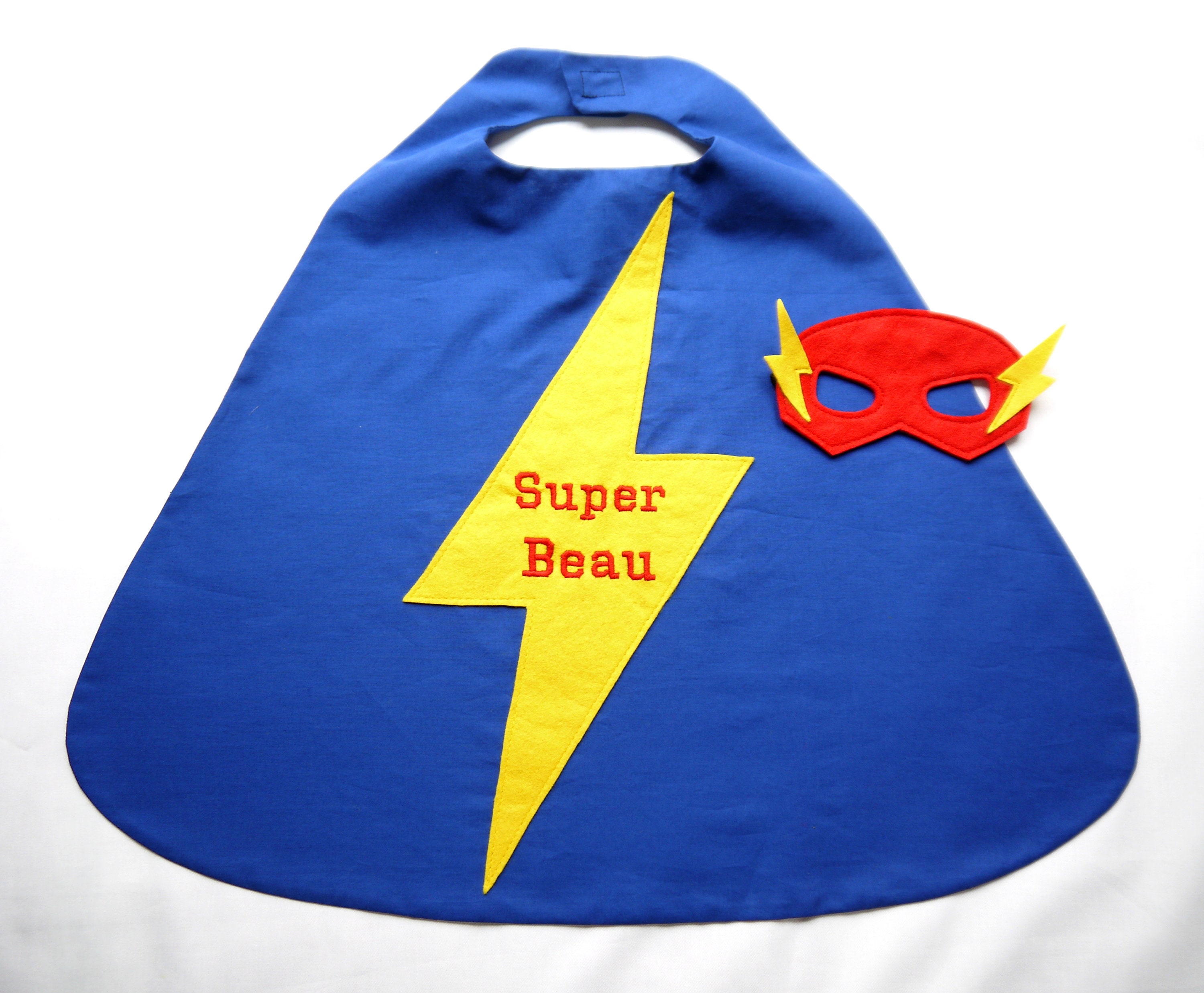 Capas de superhéroe reversibles para niños, nombre inicial