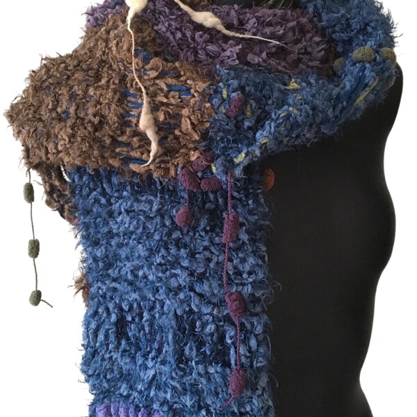 LINTSCHI Design Schal für Damen - hochwertig gestrickter Winterschal für Damen - ideales Weihnachts-Geschenk, handmade, knitting