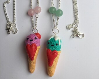 Crème glacée Collier de pierres précieuses Fimo, collier kawaii, fraise, menthe, collier de charme Fimo, cadeau de pierres précieuses, collier d’adolescent.