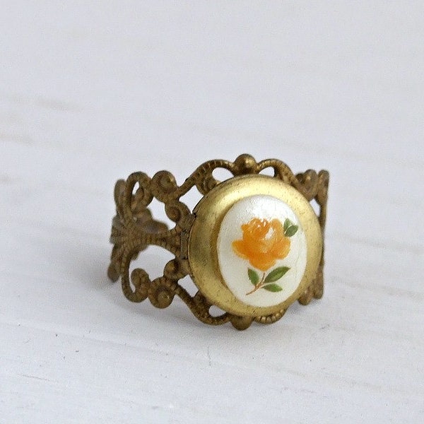 Yellow Rose Locket Ring .. rose ring, locket ring, yellow ring, small locket, filigree ring