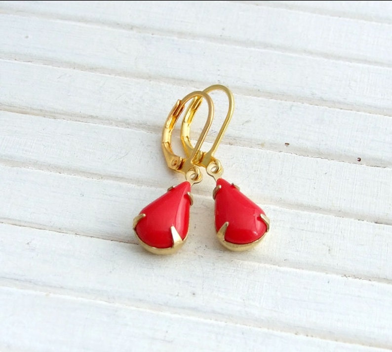 Red Teardrop Earrings .. berry red, red dangle earrings, red gold earrings, vintage glass earrings image 2