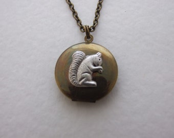 Squirrel Locket  .. small brass locket, silver squirrel, vintage locket, bird locket