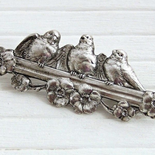 Silver Bird Brooch .. vintage style brooch, bird brooch, silver brooch