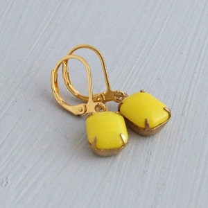 Yellow Earrings .. yellow glass earrings, neon earrings, colourful earrings, citrus earrings