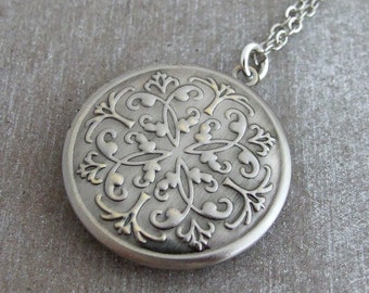 Moroccan Inspired Locket .. flower locket,  Boho locket