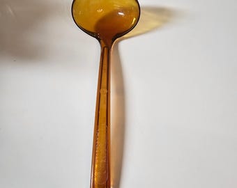 Concha de sopa vintage Robinson Ultratemp em plástico âmbar, resistente ao calor, utensílio retrô.