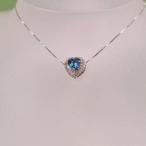 Colgante de plata con topacio azul suizo, topacio semiprecioso, circonita cúbica, cadena de caja de 45 cm, joyería hecha a mano, plata de ley, collar