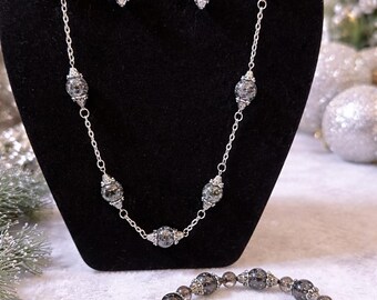 Sieradenset met grijze steenlook | Handgemaakte ketting armband oorbellen