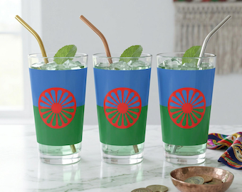 ロマニ国旗パイントグラス、16オンス強化ガラス、チャクラホイールデザイン