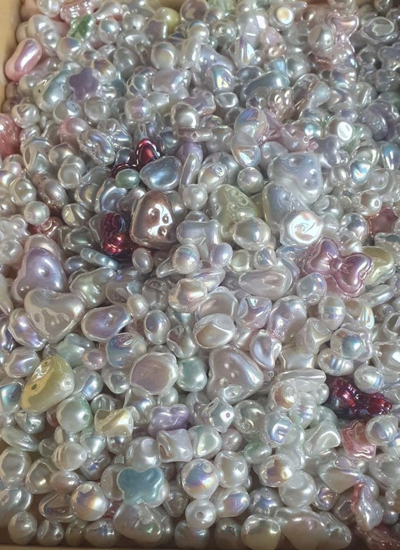 Pastel Pearl Bead Mix – Iridescent AB Acrylic Beads – Kawaii Hearts & Shapes – Jewellery Making Supplies
