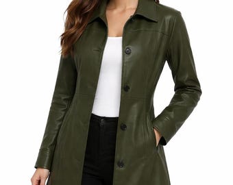 Trench coat feminino em couro de cordeiro verde escuro, modelagem slim fit, jaqueta de grife.