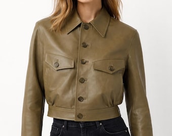 Olivgrön truckerjacka i äkta läder – slim fit bomberjacka