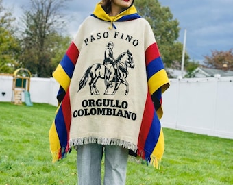 Poncho de lana de alpaca Hecho a Mano, Diseño Colombiano, reversible y unisex, ¡Envío gratis!, Ideas para Regalo