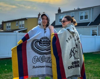 Bundle Colombia Handmade Alpaca Wool Poncho, Reversible and Unisex, Free Shipping!, Gift Ideas