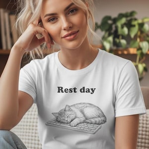 Rest Day Sleeping Cat T-Shirt | Funny Developer Gift | Gym Recovery Tee