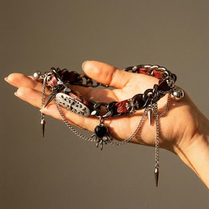 Leather choker with heart and spikes, Grunge layered necklace, Chain choker collar, Alternative spiky necklace, Goth statement necklace