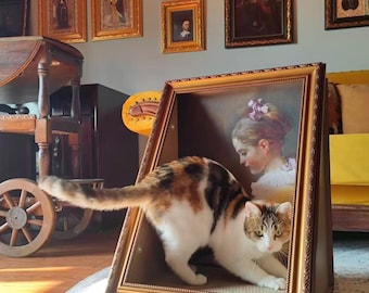 Tiragraffi per gatti Fragonard / Mobiletto artistico con ragazza che legge