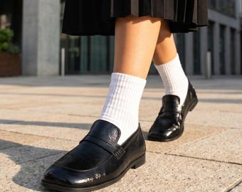 Mocasines negros de charol para mujer, mocasines clásicos, zapatos planos de cuero, zapatos minimalistas para la oficina, zapatos de otoño y primavera.