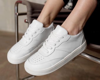 Anatomical Leather Sneakers, Wide Toe Box Shoes Women, Barefoot Style Footwear, Comfortable Walking Shoes, Orthopedic White Sneakers Women