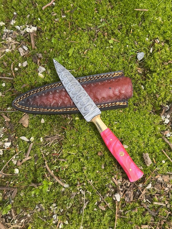 Pink Handmade Damascus Steel Sgian Dubh | Traditional Scottish Kilt knife with Resin Handle | Celtic Heritage | Gift For him Leather Sheath