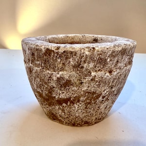 Stenen vijzelkom Wabi Sabi Lyte kleine gesneden rotspot decoratief vaartuig accent handgemaakt uniek