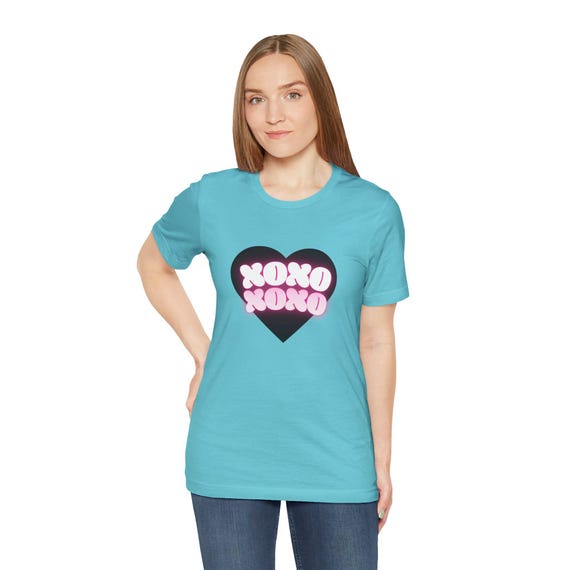 XOXO heart graphic Tee