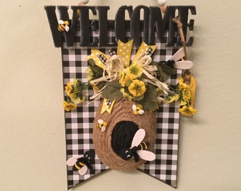 Bee Skep Welcome Sign  Mothers Day Housewarming Sunflower Decor Bee Decor Spring Bee Floral Wall Decor Door Hanger Ready to Ship Handmade