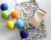 Natural cleaning gift, laundry gift set, laundry soap + wool dryer balls in cotton drawstring bag. New moms, housewarming, college/dorm.