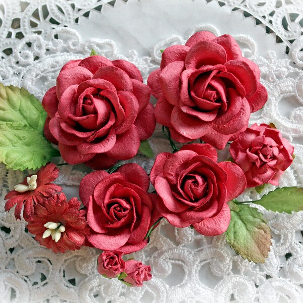 Reneabouquets Roses And Leaves Flower Set-Mulberry Paper Flowers -Red Currant Set Of 13 Pieces In Organza Storage Bag