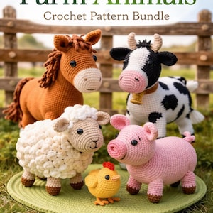 Puede incluir: Un paquete de patrones de crochet con animales de granja amigurumi. La imagen muestra un caballo marrón, una vaca blanca y negra, una oveja blanca, un cerdo rosa y un pollito amarillo. Los animales están colocados sobre una alfombra verde.
