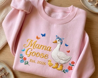 Custom Name Mama Goose Embroidered Sweatshirt Cute Floral Duck Crewneck Personalized Gift Soft Cozy Cottagecore Mom Outfit Style