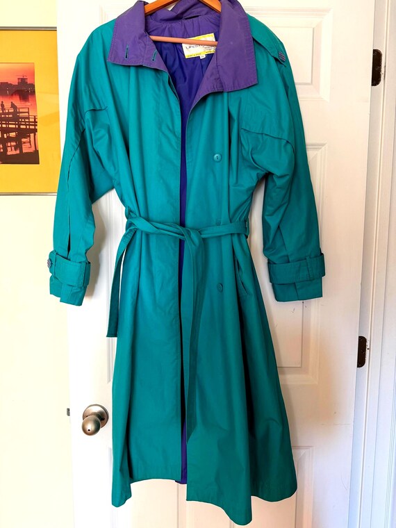 Vintage 80s Lifestyles by Mulberry Street