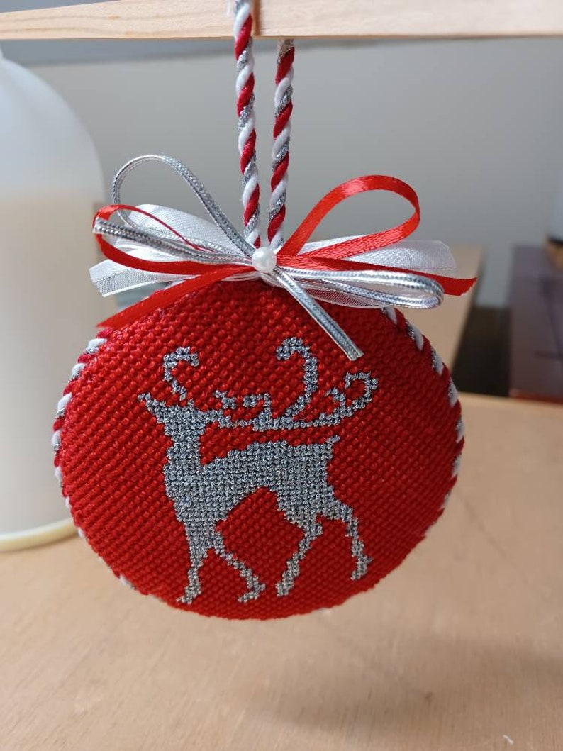 Round Ornament Needlepoint Finishing Service: Flat Back, Puffy Front with Twisted Trim and Bows