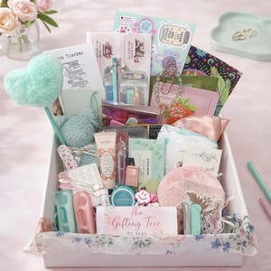 Curated Scoop Box | Mystery Gift Box | Cozy Girl Surprise | Self Care & Bookish Gifts