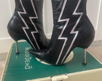 Vintage Y2K Red or Dead Leather Pointy Stiletto Ankle Boots Appliqué Lightning Bolt UK6 Boxed