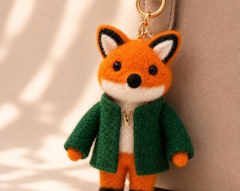 Personalized Felt Fox Keychain, Handmade Wool Felt Fox Bag Charm, Emotional Support Animal Gift, Custom Initial Charm,  Gift for Fox-Lovers